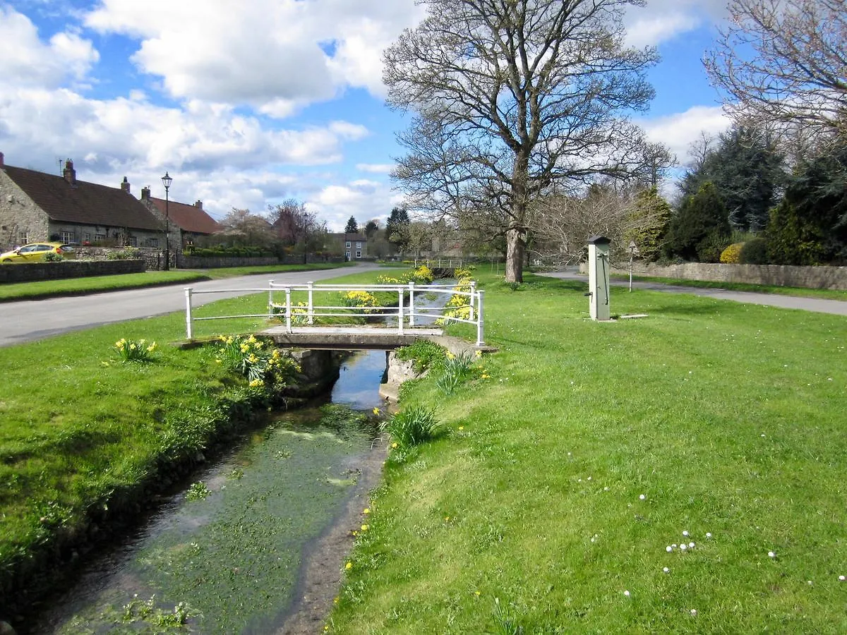 The Garden Suites At Snape Castle Mews Bedale 5*,  United Kingdom