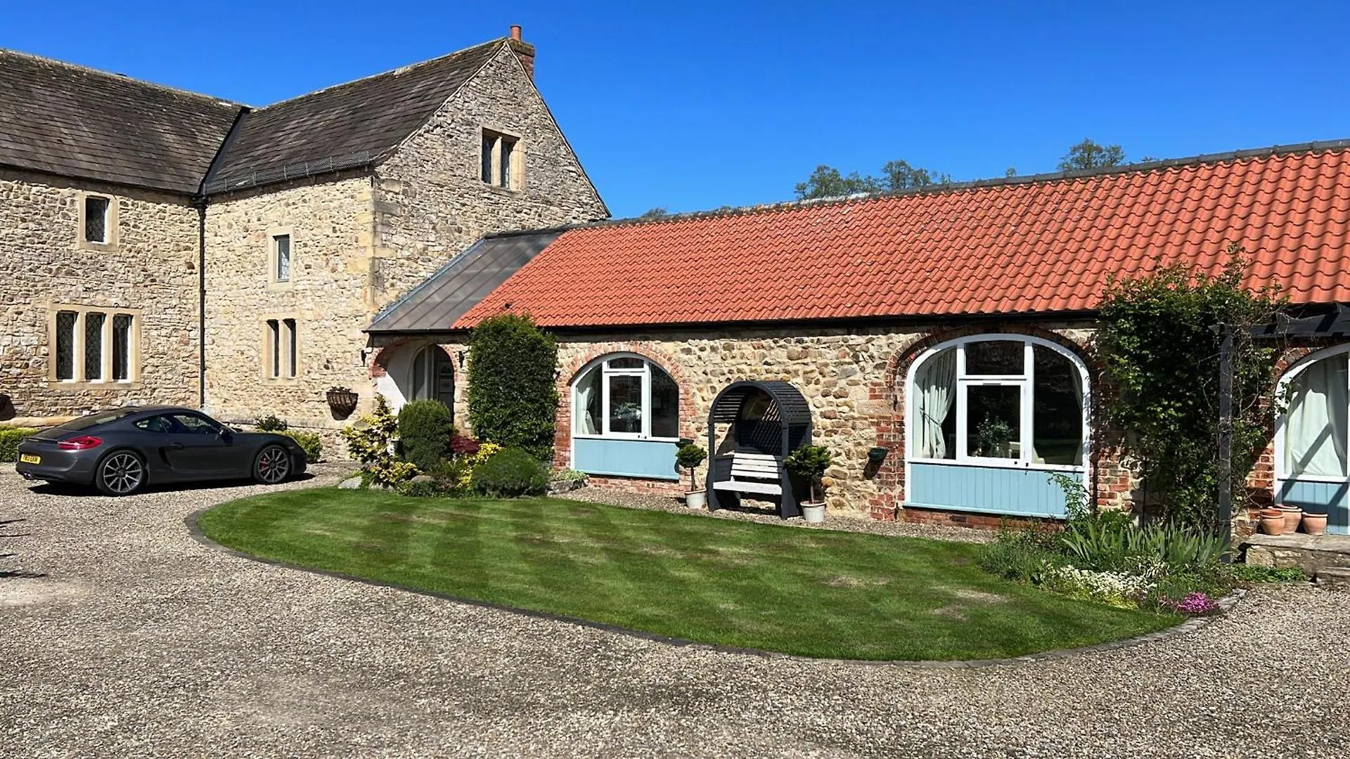 Guest house The Garden Suites At Snape Castle Mews Bedale